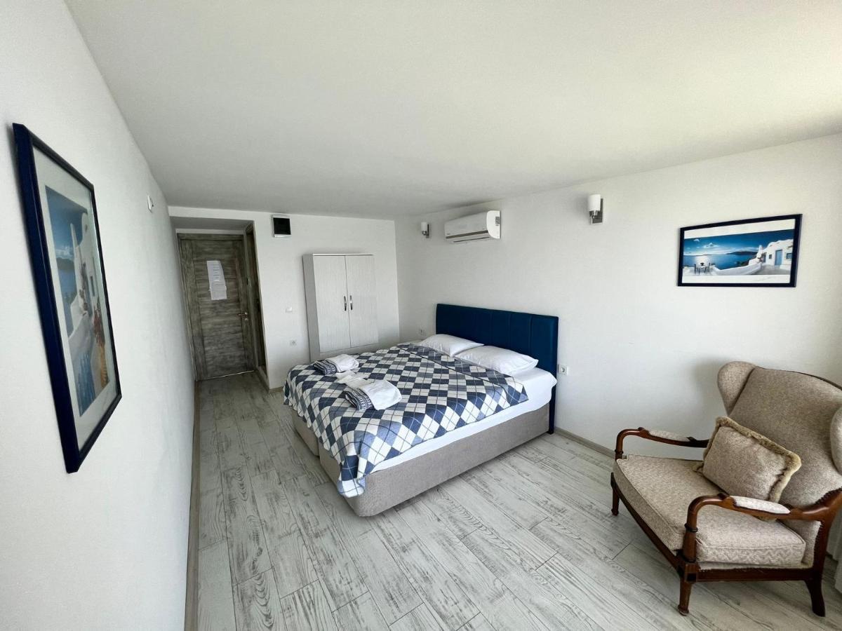 Giritli Rum Meyhanesi & Butik Otel Карабурун Екстериор снимка