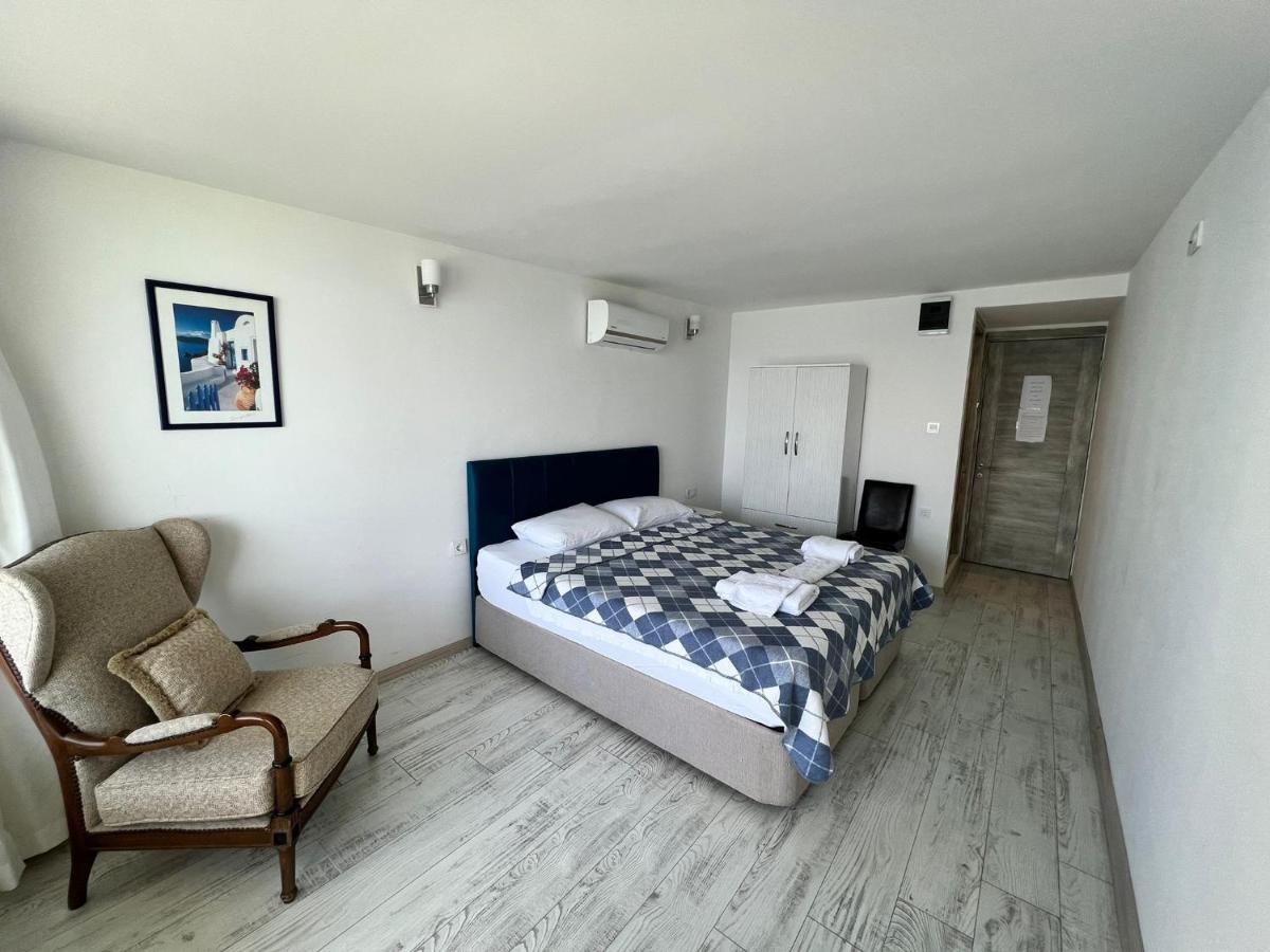 Giritli Rum Meyhanesi & Butik Otel Карабурун Екстериор снимка